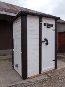 Eco5 Toilet: (1.58m L x 1.19m W)