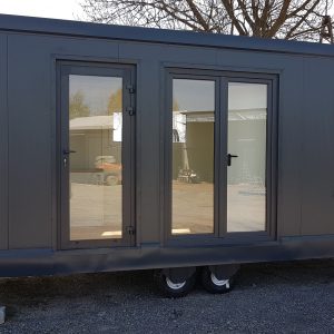 Mobile Home ( 7m x 2.5m )