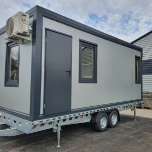 Mobile Workshop ( 6 x 2.5m )